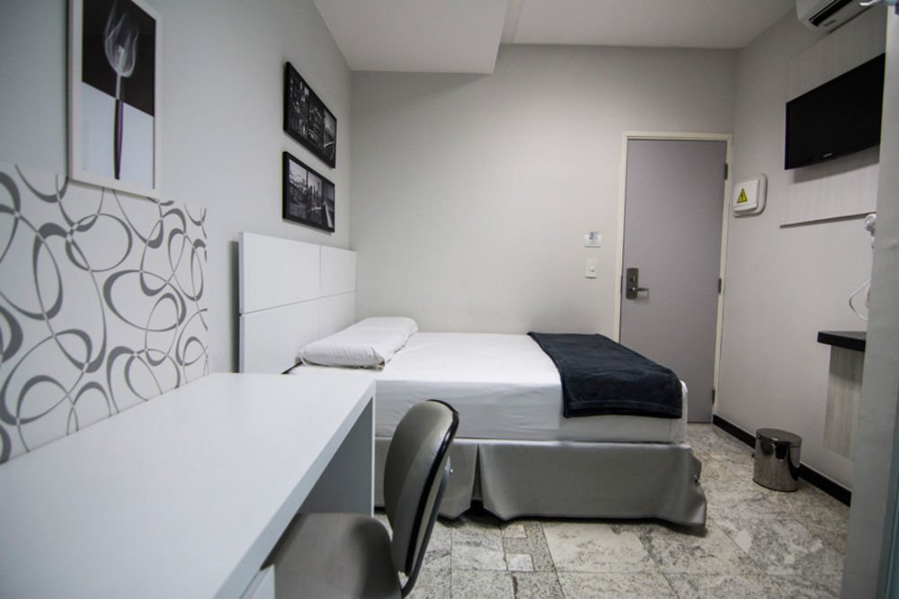 Compacto Hotel 3*